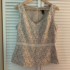 White House black market lined lace bodice Size 12